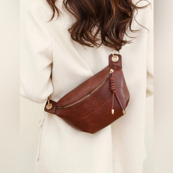 New Crossbody Bag, Chest Bag, Fanny Pack - Picture 7 of 7